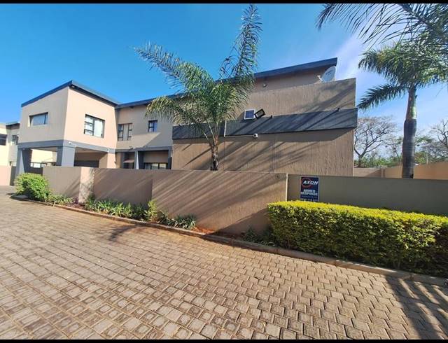 3 BEDROOM HOUSE FOR SALE IN BROOKLYN